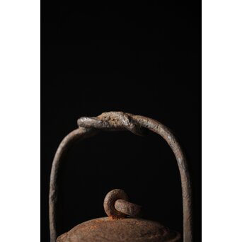 有阪造 砲口鉄環鉄蓋 時代鉄瓶　M315 