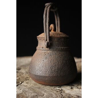 有阪造 砲口鉄環鉄蓋 時代鉄瓶　M315 