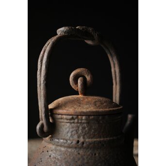 有阪造 砲口鉄環鉄蓋 時代鉄瓶　M315 