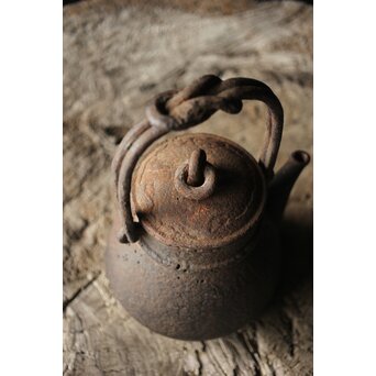 有阪造 砲口鉄環鉄蓋 時代鉄瓶　M315 