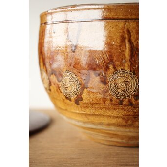 南海古陶磁 褐釉水指　P340 