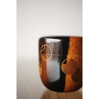 塗師 道場江春 黒柿壺々蒔絵 中棗 共箱　Q303 