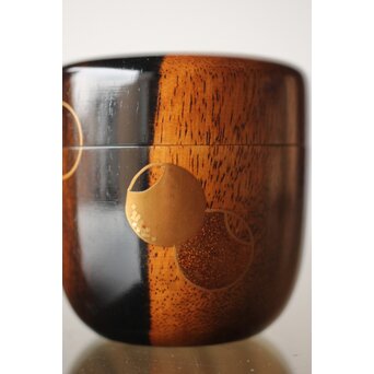 塗師 道場江春 黒柿壺々蒔絵 中棗 共箱　Q303 