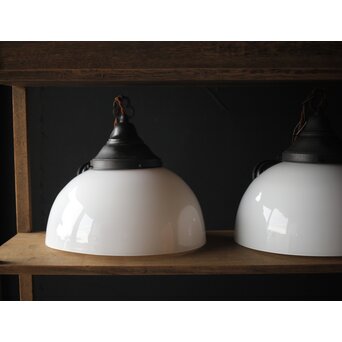 大きな半球照明 在庫3つ　A024 