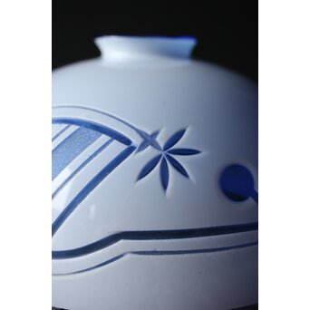 青色 白被 白着ガラス 切子電笠　A028 