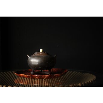 篠原石山作 蓮葉松木彫香盆　X352 