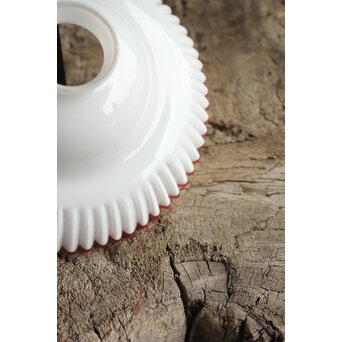 乳白地赤縁 ベル型ひらひら電笠　A030 