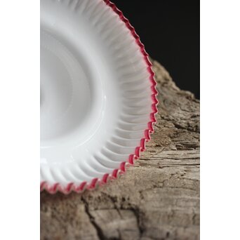 乳白地赤縁 ベル型ひらひら電笠　A030 