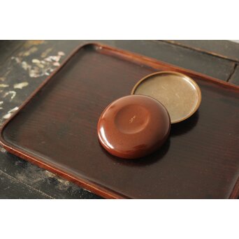 保谷美成 花王文香合　Q305 