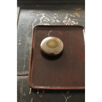 保谷美成 花王文香合　Q305