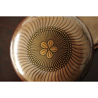 保谷美成 花王文香合　Q305 