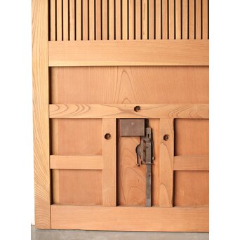 ハイサイズ 総欅格子蔵戸　W070Y 