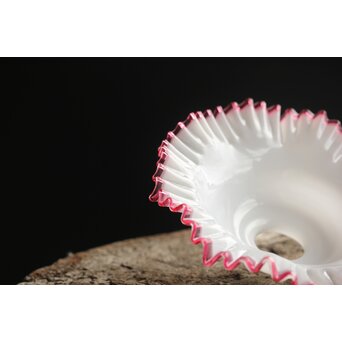 乳白地赤縁 ひらひら電笠　A036 