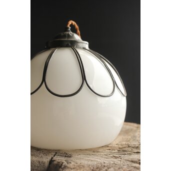 菊型の鉄装飾電笠　A037 