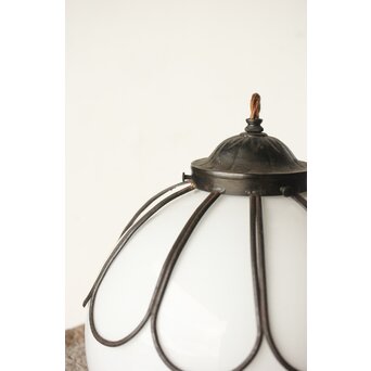 菊型の鉄装飾電笠　A037 