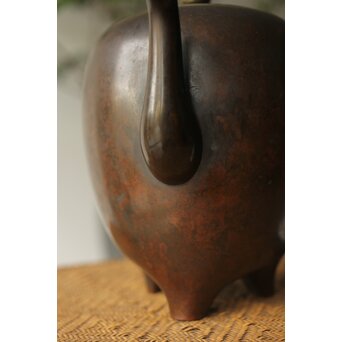 斑柴銅水注　M324 