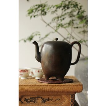 斑柴銅水注　M324