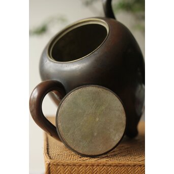 斑柴銅水注　M324 