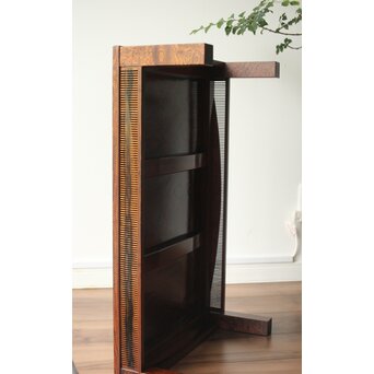 神代欅上玉杢と黒柿の筬装飾 指物卓　X362 