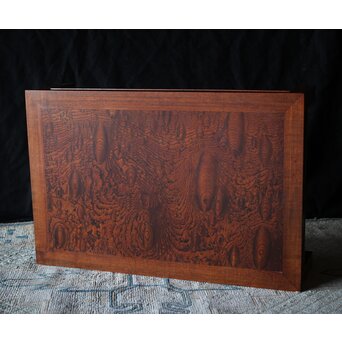 神代欅上玉杢と黒柿の筬装飾 指物卓　X362 