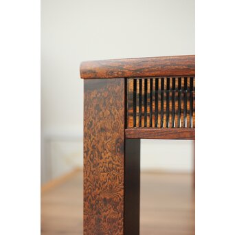 神代欅上玉杢と黒柿の筬装飾 指物卓　X362 