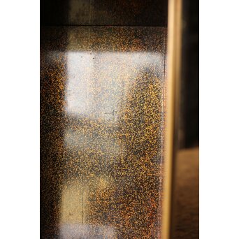 芭蕉葉に人物 紗綾蒔絵茶箱　Q307 