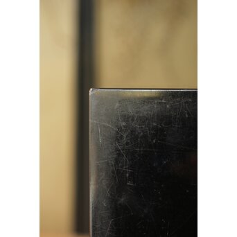 芭蕉葉に人物 紗綾蒔絵茶箱　Q307 