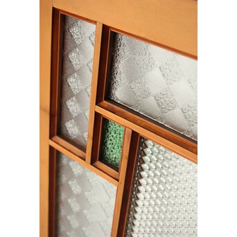 プレスと緑色ガラスの中型建具 2枚1組　GD0124 