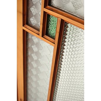 プレスと緑色ガラスの中型建具 2枚1組　GD0124 