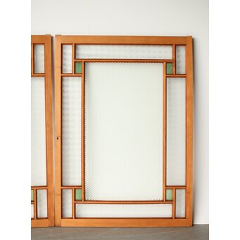 プレスと緑色ガラスの中型建具 2枚1組　GD0124 