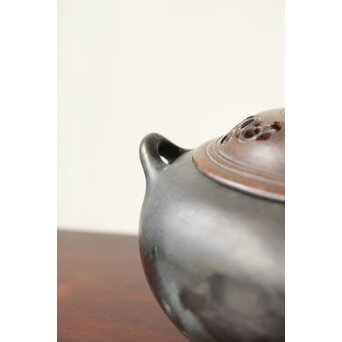 明清銅器写 鼎式三足 双耳古銅香炉 唐木蓋と台座　M327 