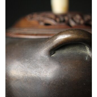 明清銅器写 鼎式三足 双耳古銅香炉 唐木蓋と台座　M327 