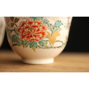 在銘 明治薩摩 煎茶碗五客揃 上仕立箱　P355 