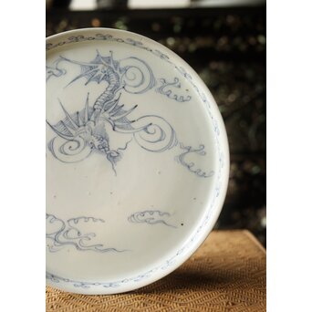 古伊万里 白磁染付 雲龍図皿　P356 