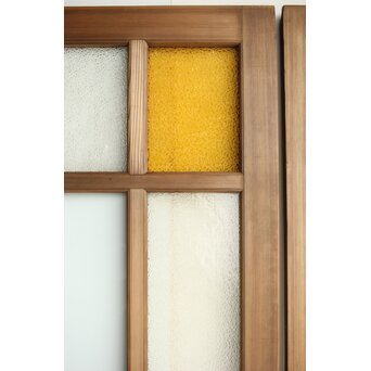 欅玉杢腰板のダイア黄色ガラスの建具 2枚1組　GD0133YD 