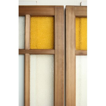 欅玉杢腰板のダイア黄色ガラスの建具 2枚1組　GD0133YD 