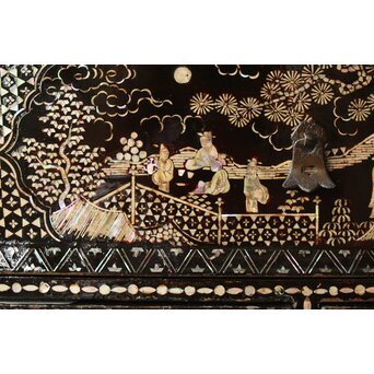 南蛮漆芸意匠 鉄地銀象嵌装飾 螺鈿漢詩山水図 整理棚　Q311 