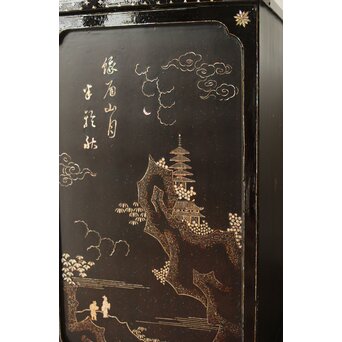 南蛮漆芸意匠 鉄地銀象嵌装飾 螺鈿漢詩山水図 整理棚　Q311 