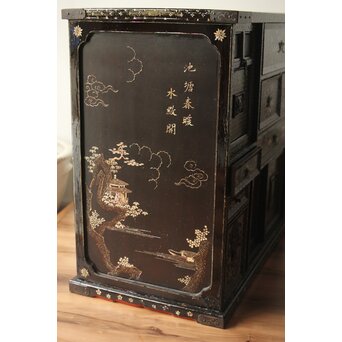 南蛮漆芸意匠 鉄地銀象嵌装飾 螺鈿漢詩山水図 整理棚　Q311 