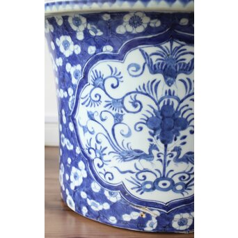 梅花氷裂紋 窓絵 染付大型植木鉢/盆栽鉢　P359 