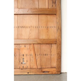 鋲尽の欅板蔵戸　W080 