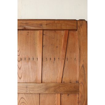 鋲尽の欅板蔵戸　W080 