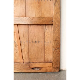 鋲尽の欅板蔵戸　W080 