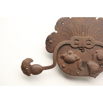 蔵戸の巾着金具　M338 