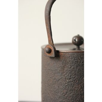 雲龍紋釜写 筒型鉄瓶　M343 