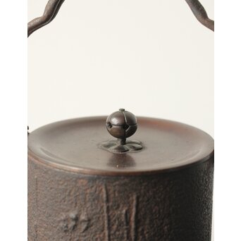 雲龍紋釜写 筒型鉄瓶　M343 