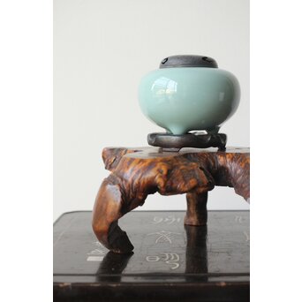 陽山作 青磁銀火屋三足香炉　P362 