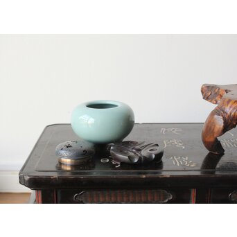 陽山作 青磁銀火屋三足香炉　P362 