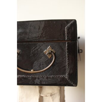 朝鮮工芸 革粧箱/かくしょうばこ　Q317 