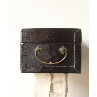 朝鮮工芸 革粧箱/かくしょうばこ　Q317 